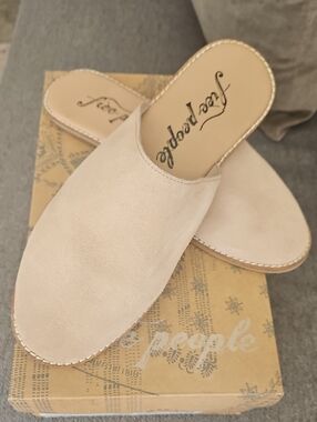 Free People Coronada Loose Bellini Mauve Nude Suede Womens Slip On Slipper